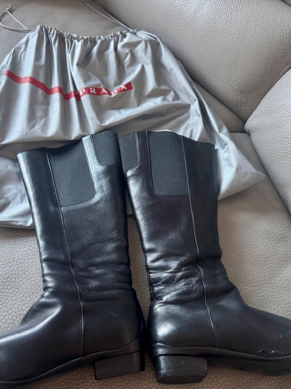 Prada black leather boots size 9 (Prada 38.5) - Picture 3 of 10